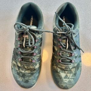 Merrell Antora 2 Women’s Trail Shoe - size 7.5